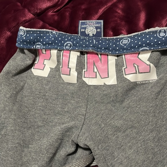 PINK sweats - Picture 4 of 5